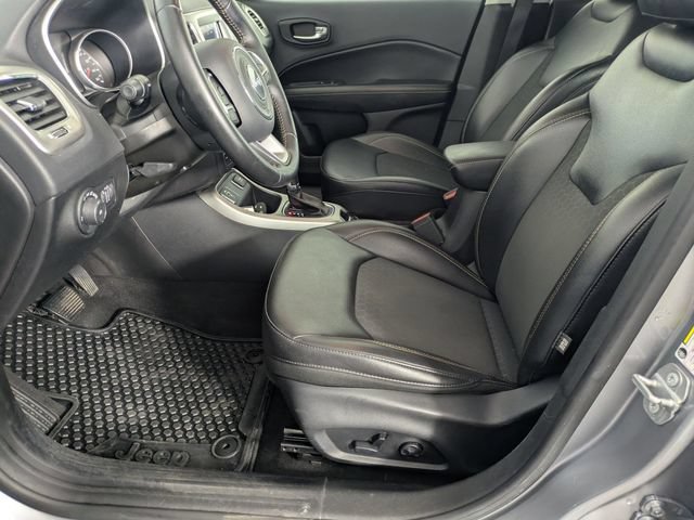 Used 2019 Jeep Compass Latitude w/ Popular Equipment Group FWD image 11