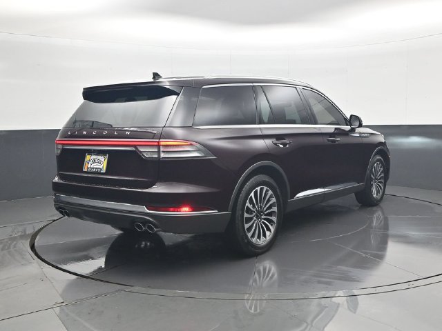 Used 2023 Lincoln Aviator AWD w/ Premium Package image 5