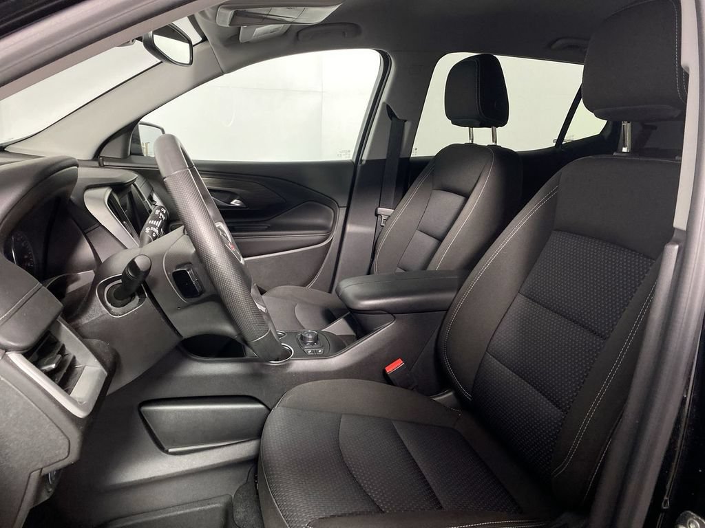 Used 2024 GMC Terrain SLE w/ Driver Convenience Package AWD/4WD image 11