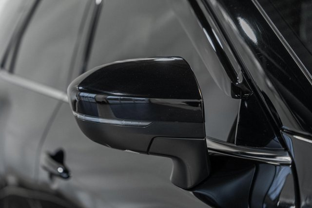 Used 2024 Nissan Pathfinder Platinum w/ Black Appearance Package image 13