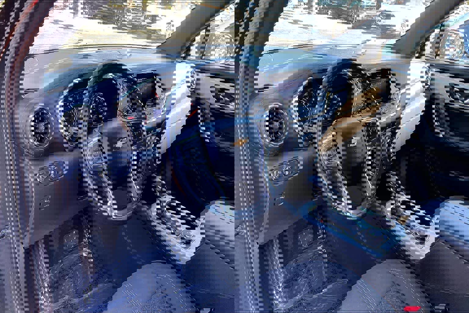 Used 2019 Chevrolet Blazer LT image 14