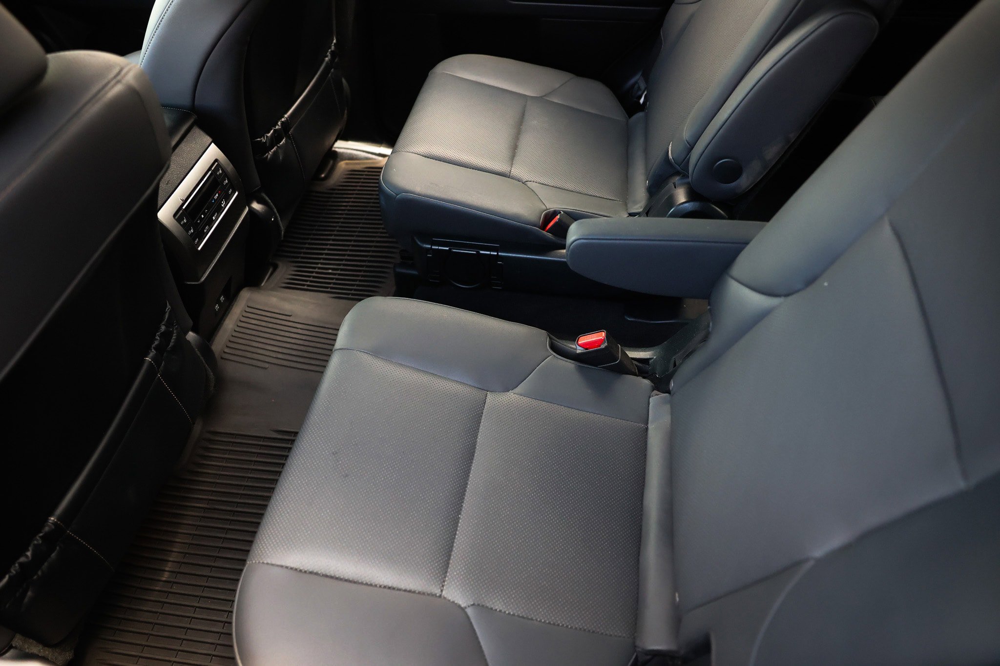 Used 2023 Lexus GX 460 Premium AWD/4WD image 14