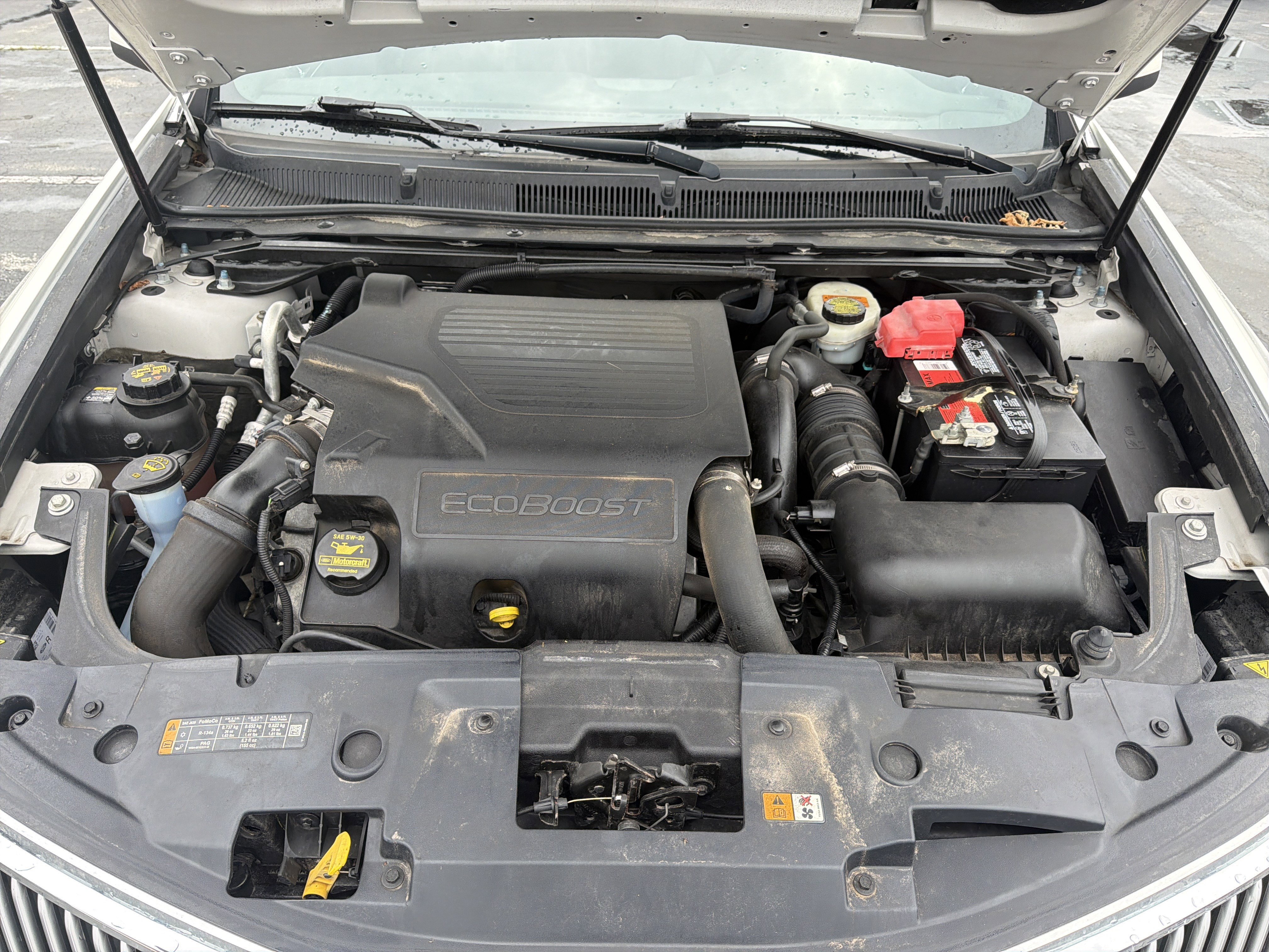 Used 2013 Lincoln MKS AWD image 28