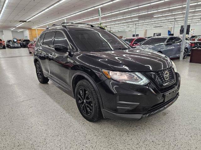 Used 2018 Nissan Rogue SV AWD/4WD image 4