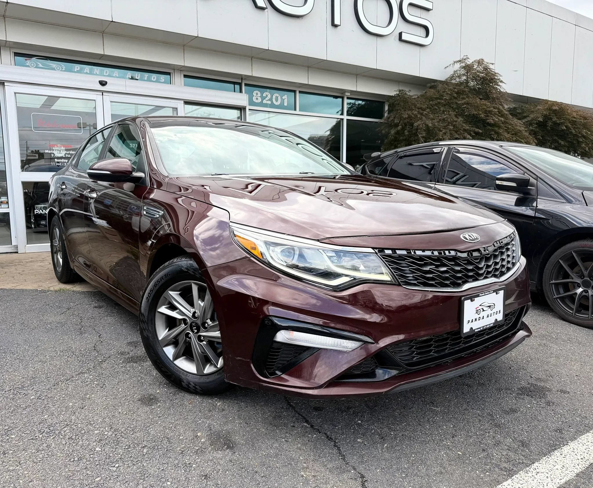Used 2019 Kia Optima LX FWD image 1
