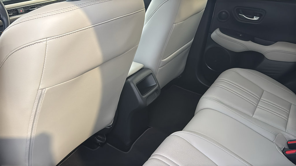 Certified 2026 Honda HR-V EX-L image 32