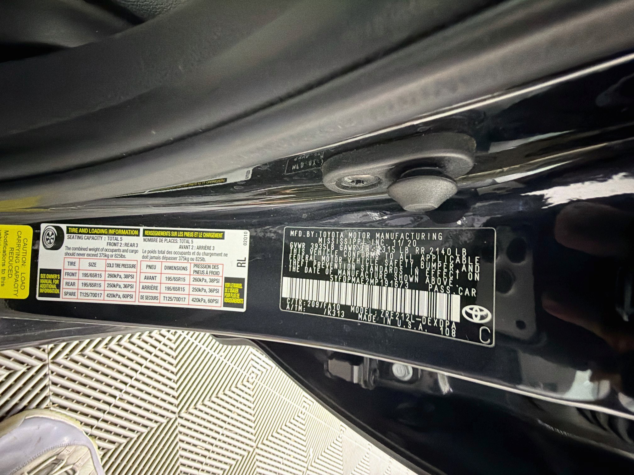 Used 2021 Toyota Corolla L FWD image 12