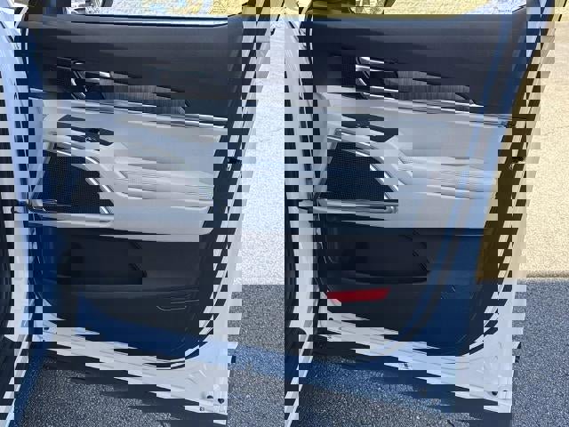 Used 2023 Kia Telluride EX w/ EX Captain's Chair Package image 14