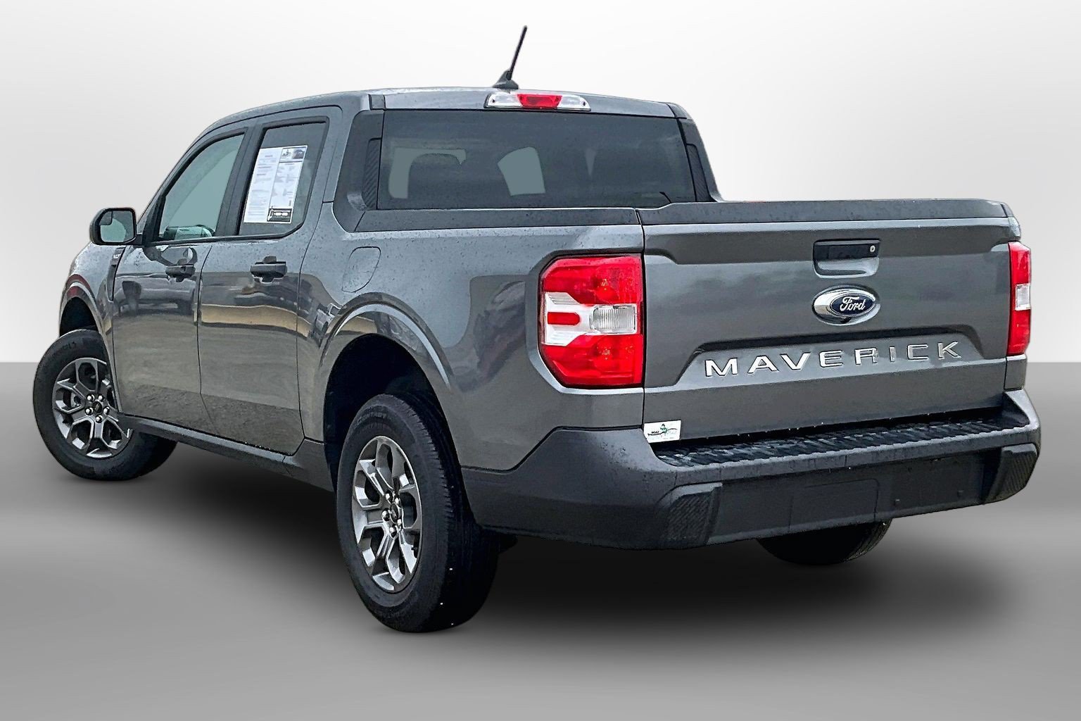 Used 2024 Ford Maverick XLT FWD image 10