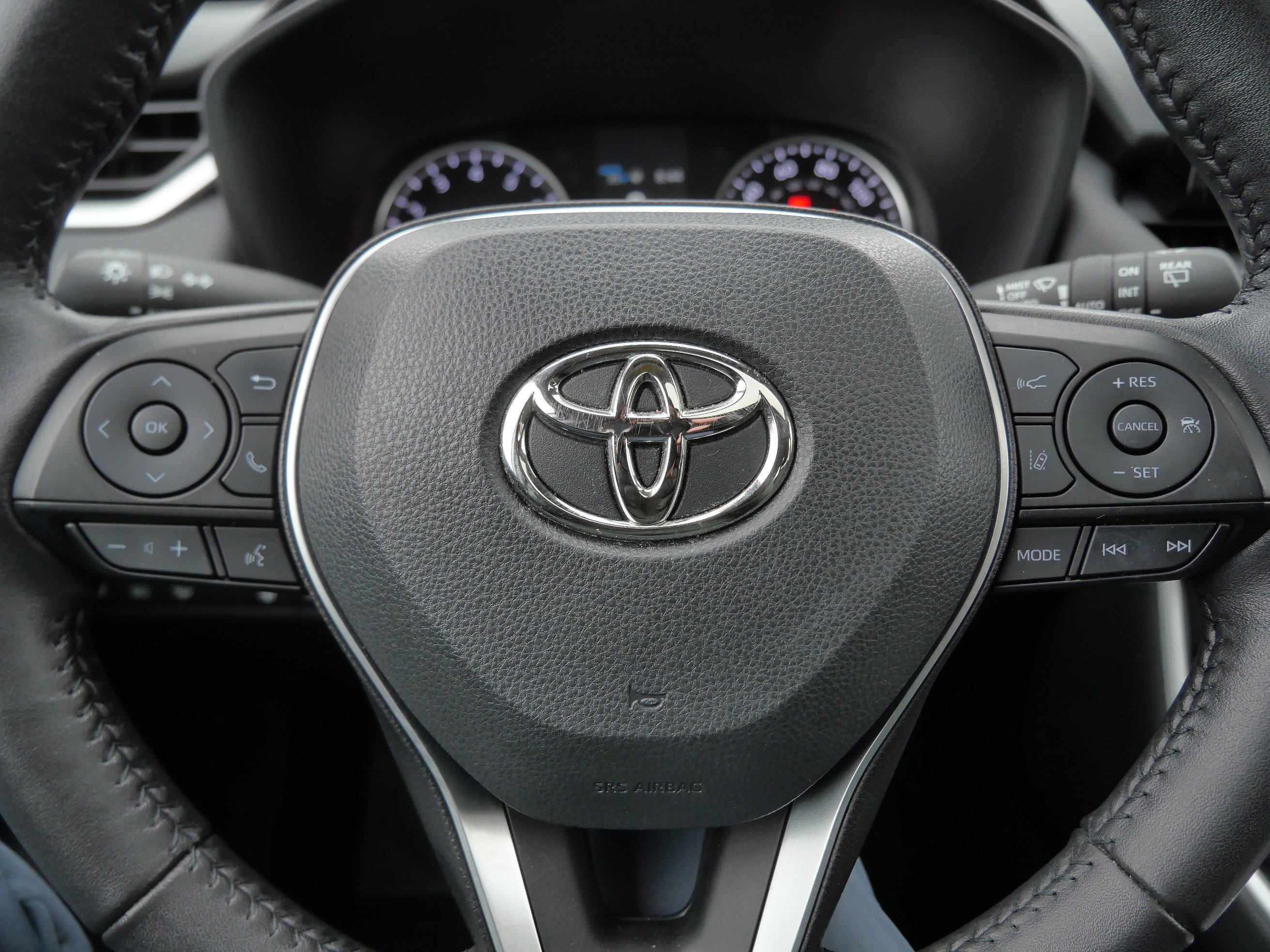 Certified 2022 Toyota RAV4 XLE w/ Convenience Package image 26