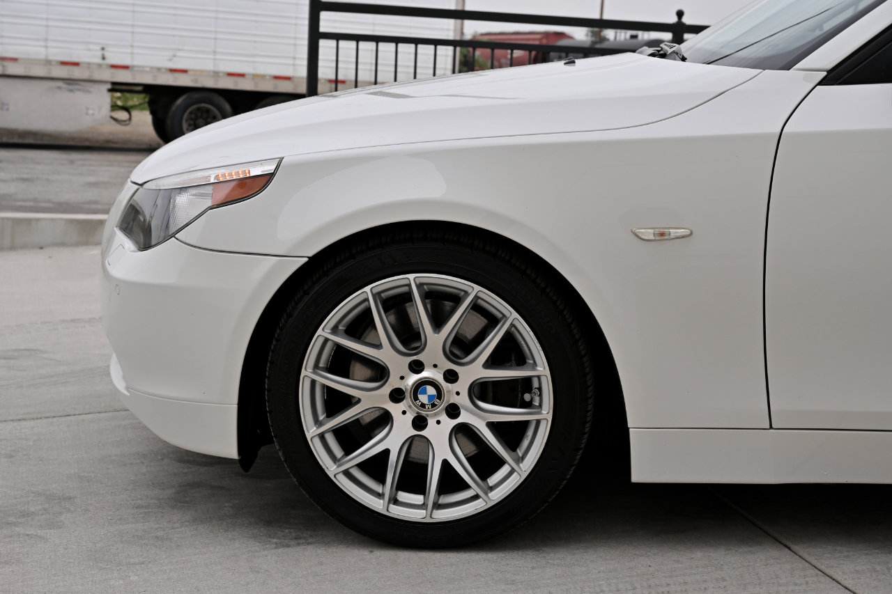 Used 2007 BMW 550i Sedan image 26