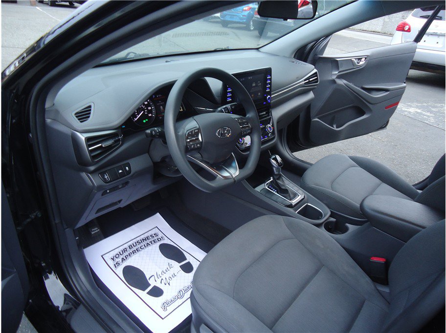 Used 2020 Hyundai Ioniq Blue FWD image 25