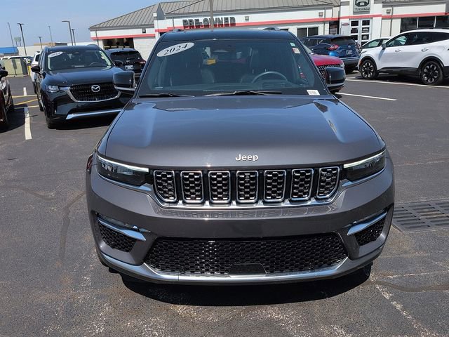 Used 2024 Jeep Grand Cherokee Summit image 2