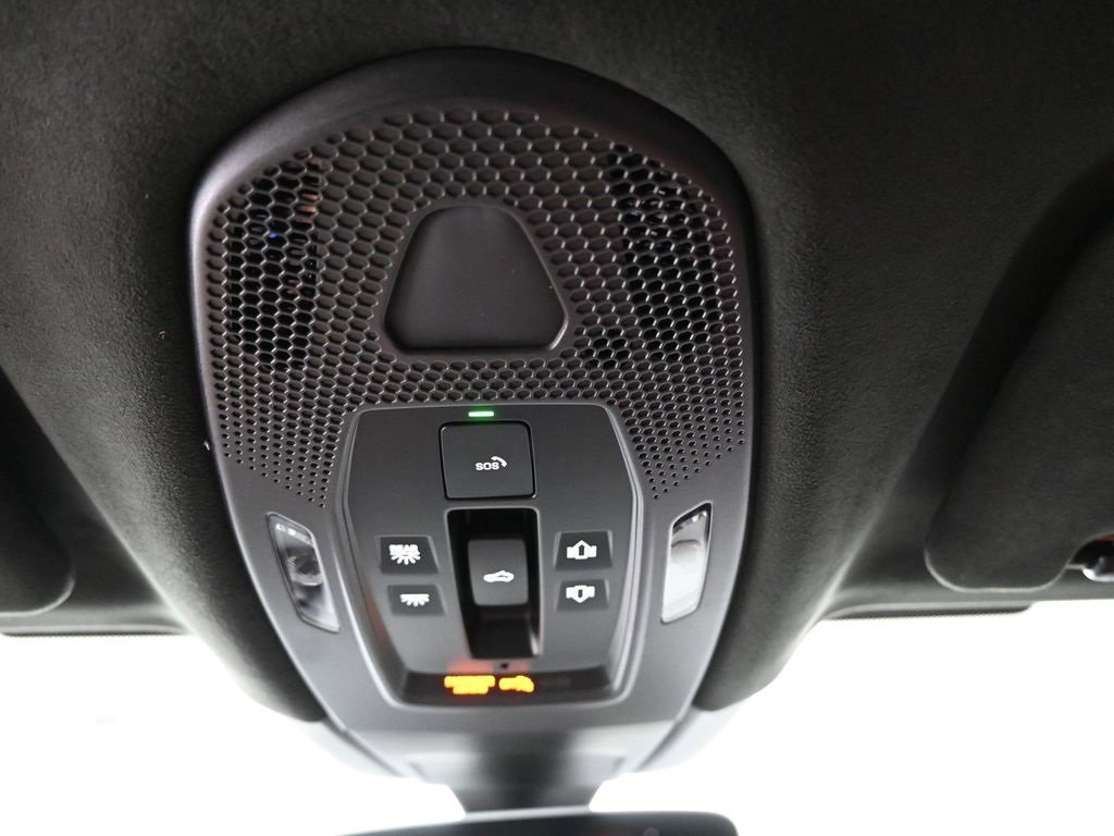 Certified 2025 Porsche Panamera Turbo image 12