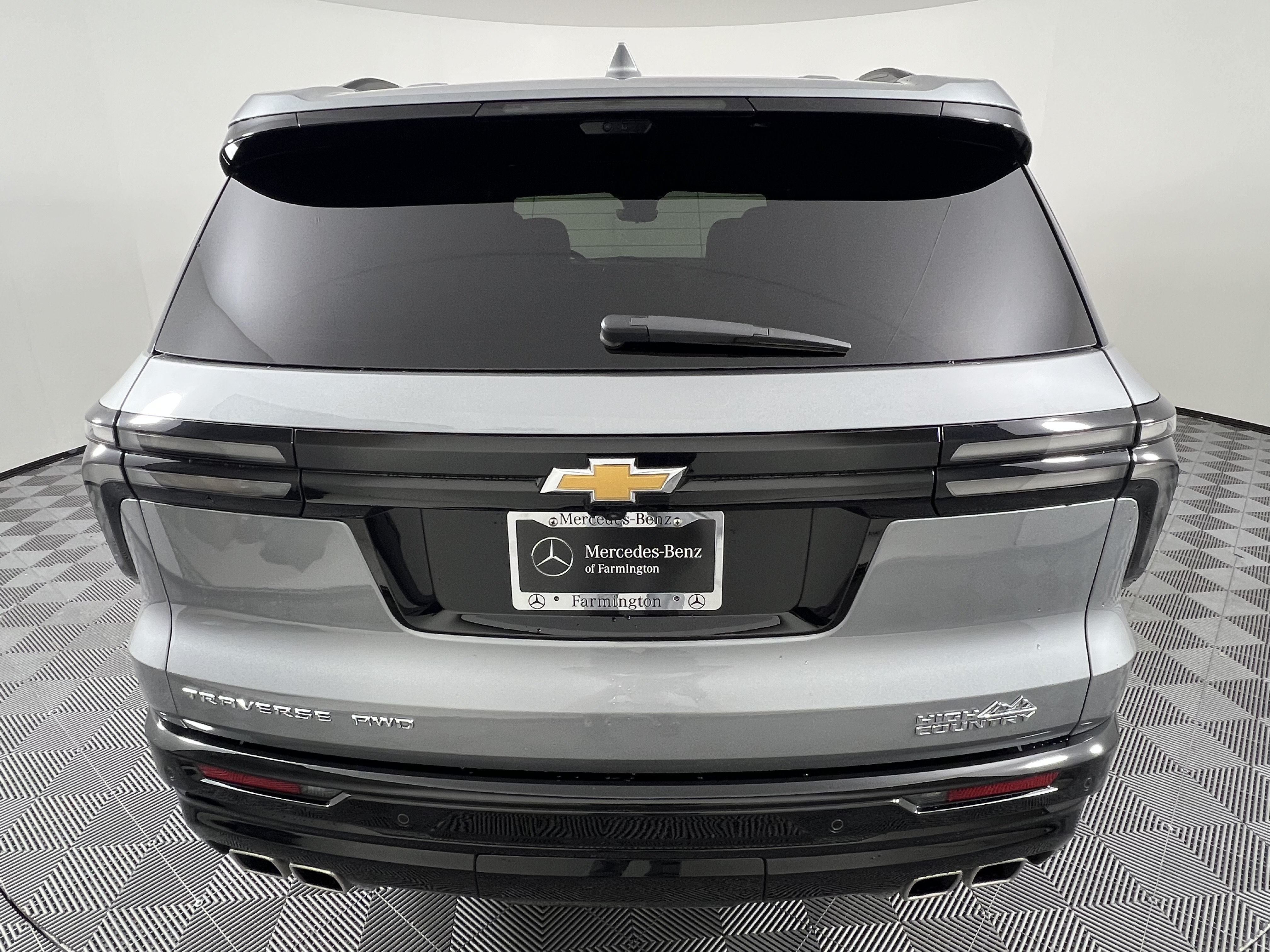 Used 2026 Chevrolet Traverse High Country AWD/4WD image 11