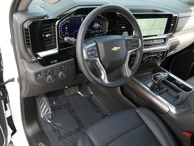 Used 2025 Chevrolet Silverado 1500 LTZ w/ Max Trailering Package image 11