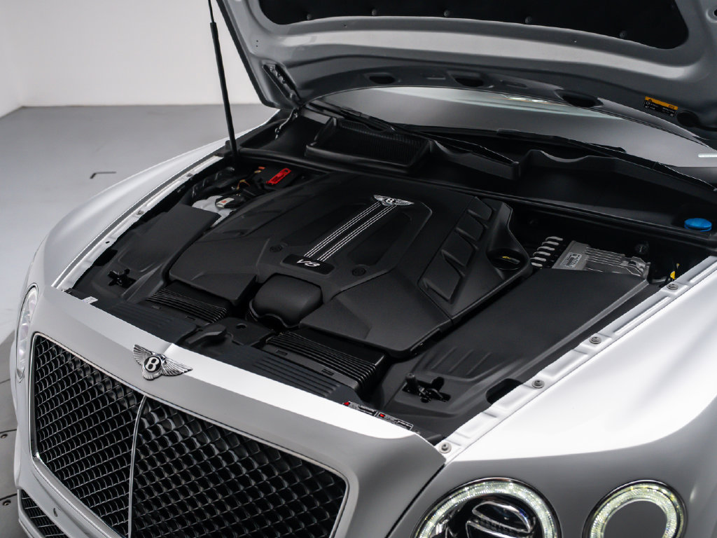 Used 2019 Bentley Bentayga AWD/4WD image 14