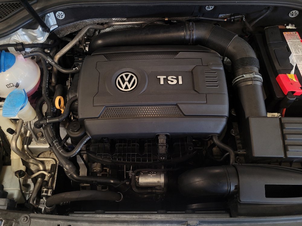 Used 2015 Volkswagen Passat 1.8T Limited Edition FWD image 30