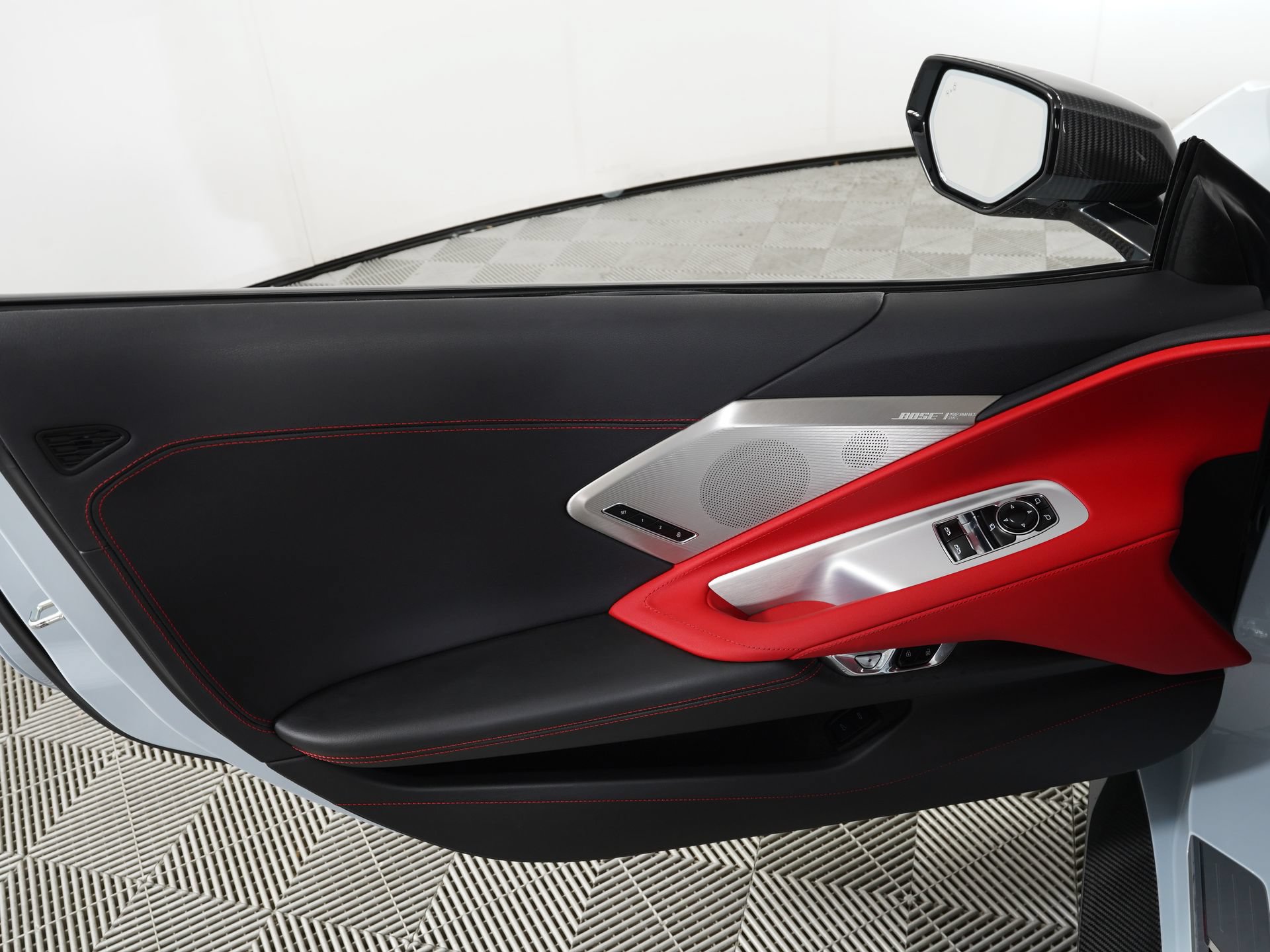 Used 2020 Chevrolet Corvette Stingray Preferred Cpe w/ 2LT Preferred Equipment Group RWD image 13
