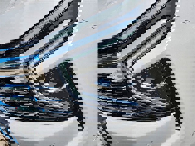 New 2025 Chevrolet Suburban Premier image 11