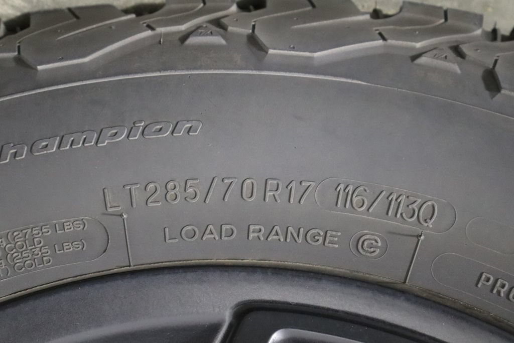 Used 2024 Jeep Wrangler Unlimited AWD/4WD image 39
