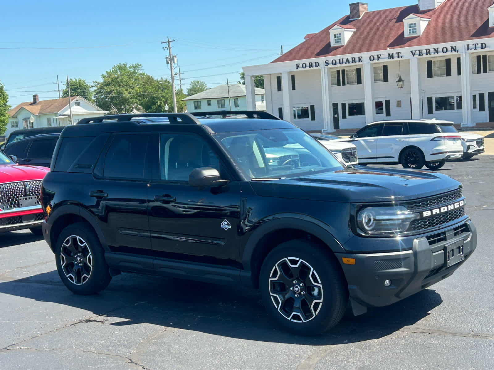 Used 2025 Ford Bronco Sport Outer Banks w/ Outer Banks Tech Package+ AWD/4WD image 4