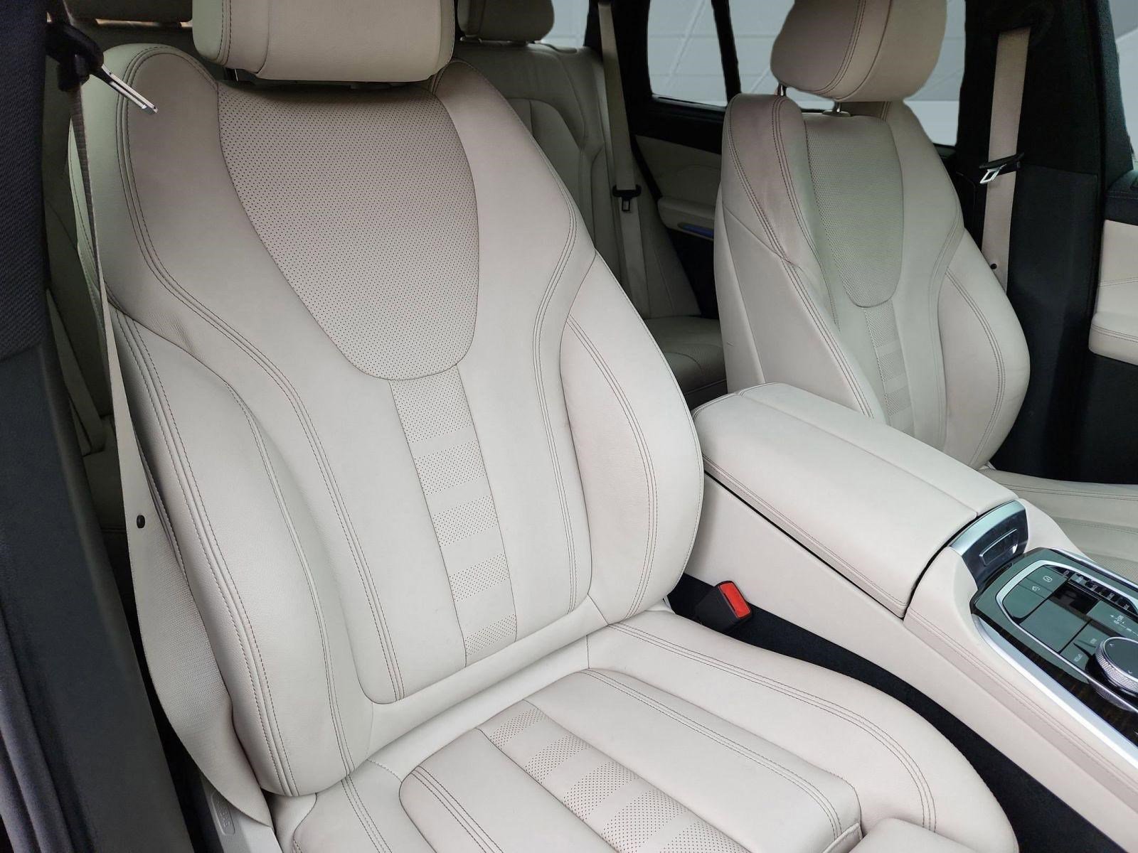 Used 2021 BMW X5 xDrive40i w/ M Sport Package image 31