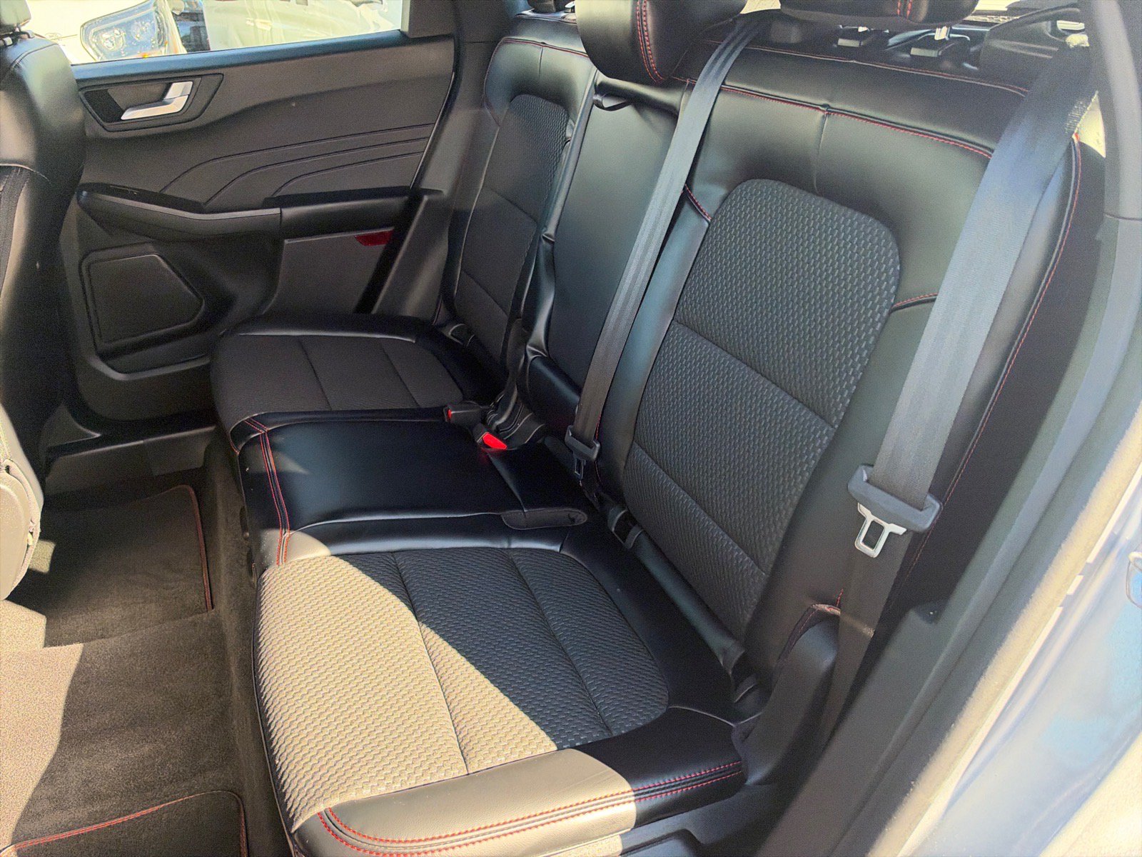 Certified 2023 Ford Escape ST-Line w/ Tech Pack #1 AWD/4WD image 11