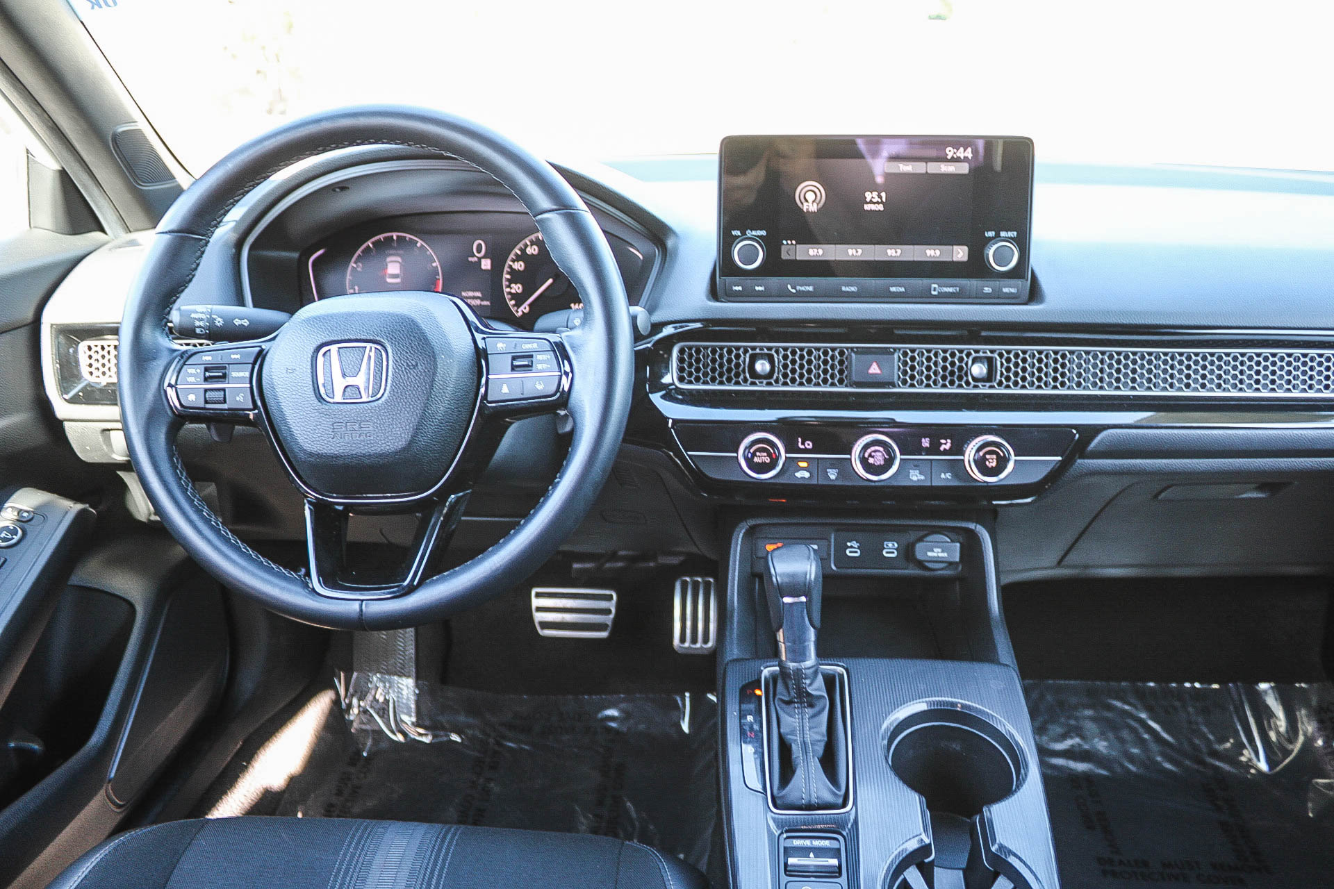 Used 2025 Honda Civic Sport image 14