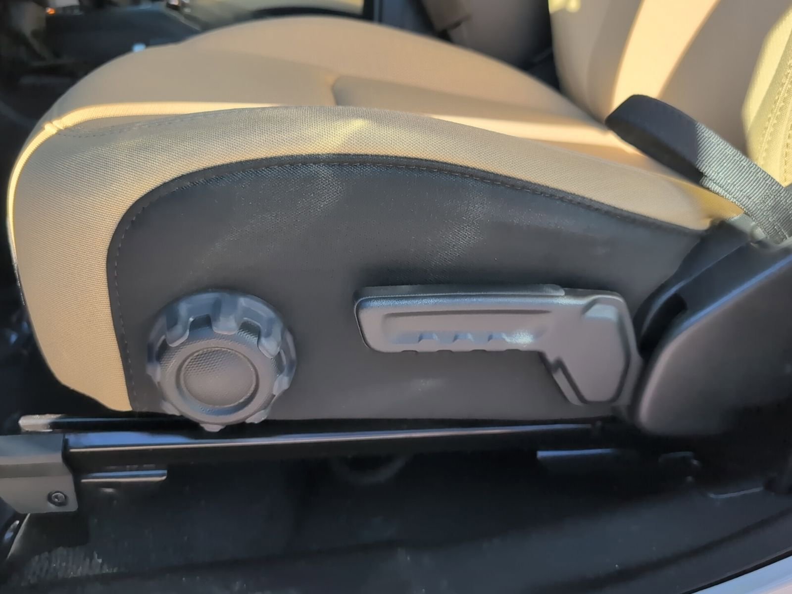 Certified 2021 Jeep Wrangler Sport image 31