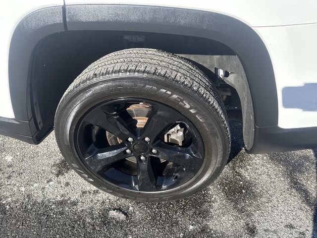 Used 2021 Jeep Grand Cherokee L Laredo image 14