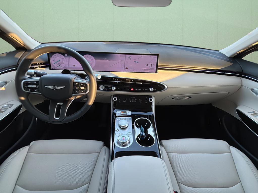 Certified 2026 Genesis GV70 2.5T image 24