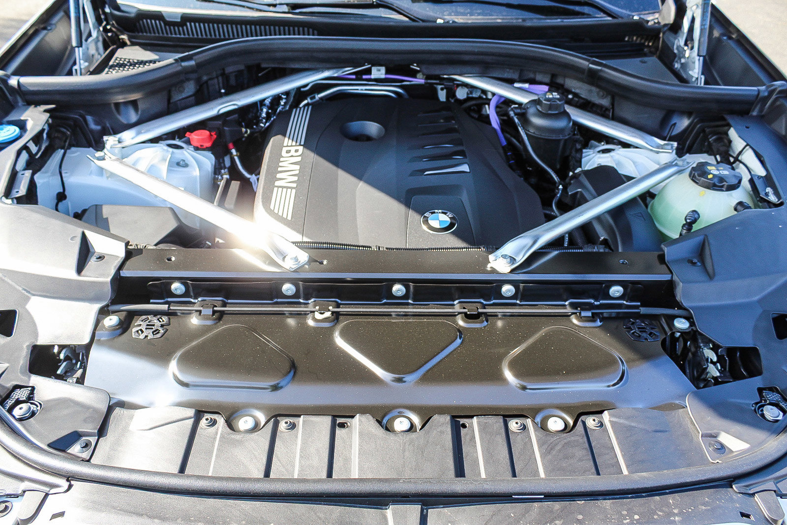 New 2026 BMW X5 xDrive40i w/ Climate Comfort Package image 26