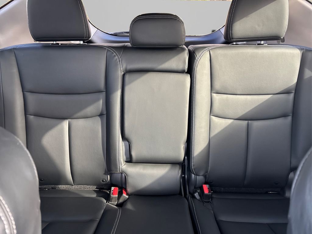 Used 2024 Nissan Murano SV image 18