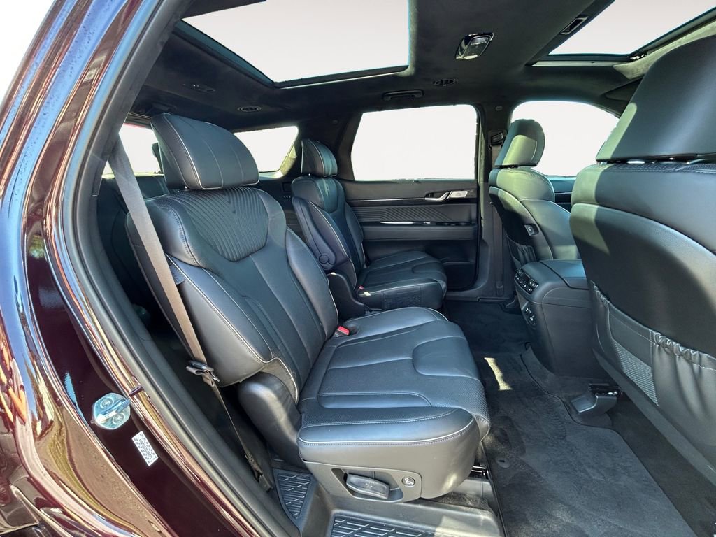 Used 2025 Hyundai Palisade Calligraphy image 12