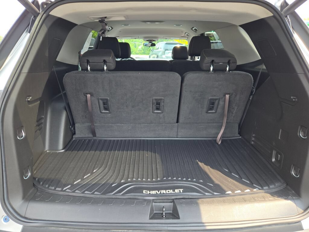 Used 2019 Chevrolet Traverse LT FWD image 19