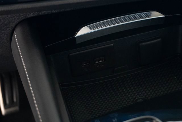 Used 2025 Buick Envision Sport Touring image 32