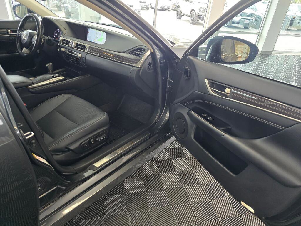 Used 2018 Lexus GS 350 AWD w/ Premium Package image 44