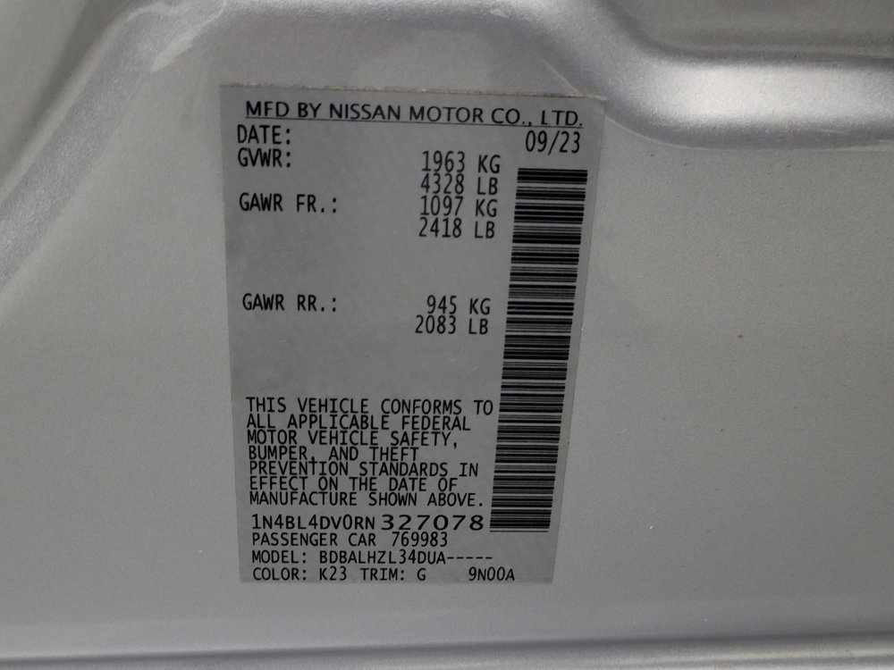 Used 2024 Nissan Altima 2.5 SV image 33