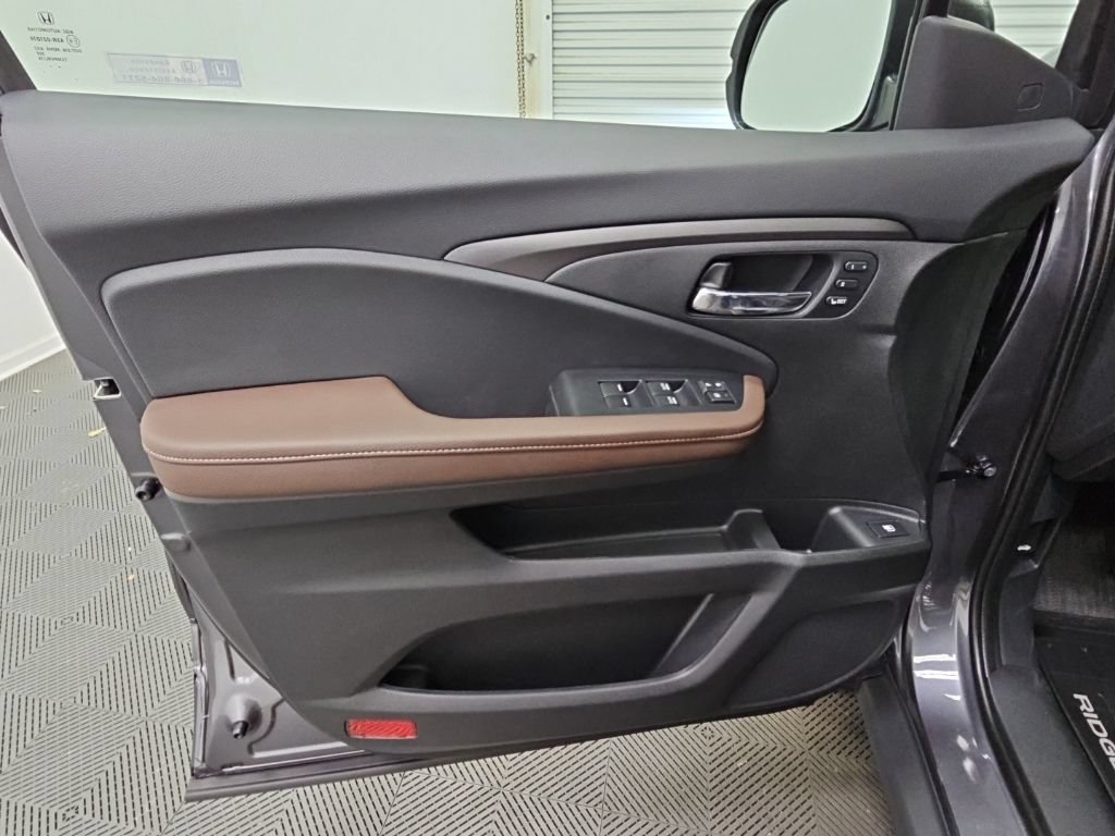 New 2026 Honda Ridgeline RTL image 30