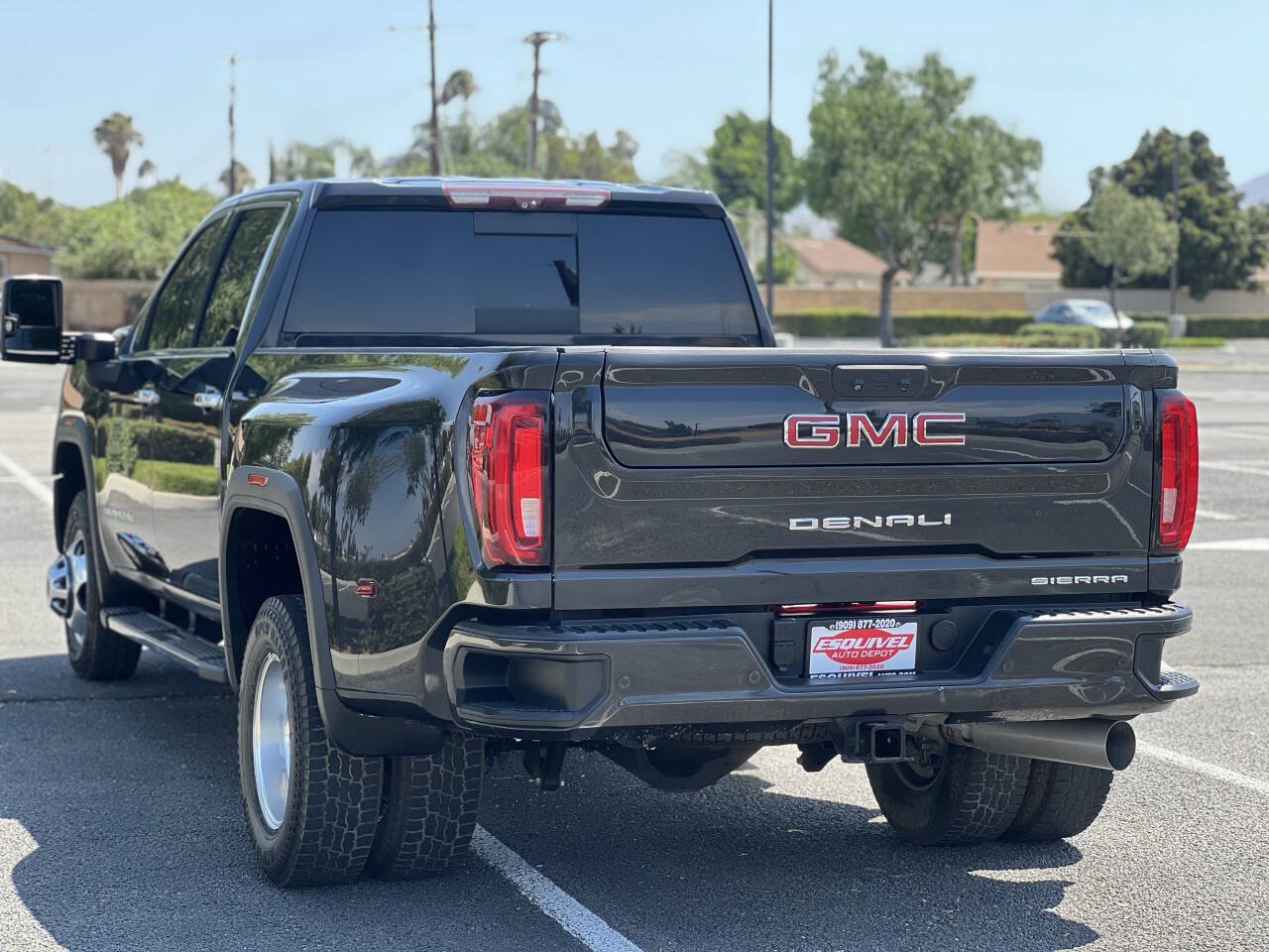 Used 2020 GMC Sierra 3500 Denali w/ Denali Ultimate Package AWD/4WD image 13