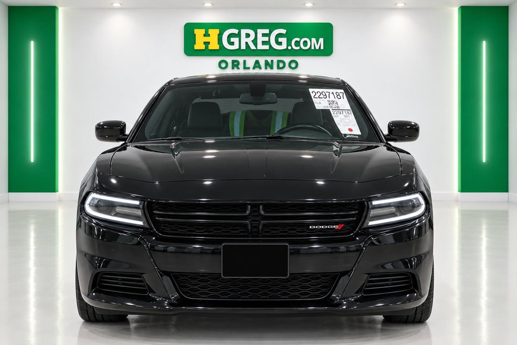 Used 2020 Dodge Charger SXT w/ Leather Interior Group RWD image 7