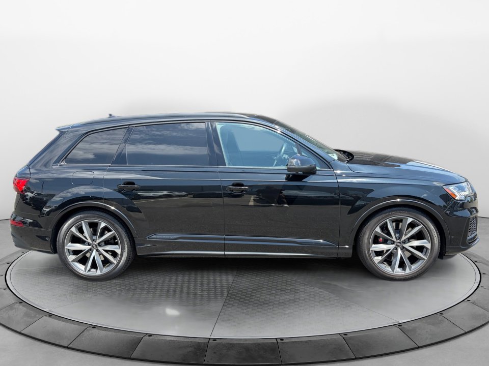 Used 2023 Audi SQ7 Premium Plus w/ Executive Package AWD/4WD image 8