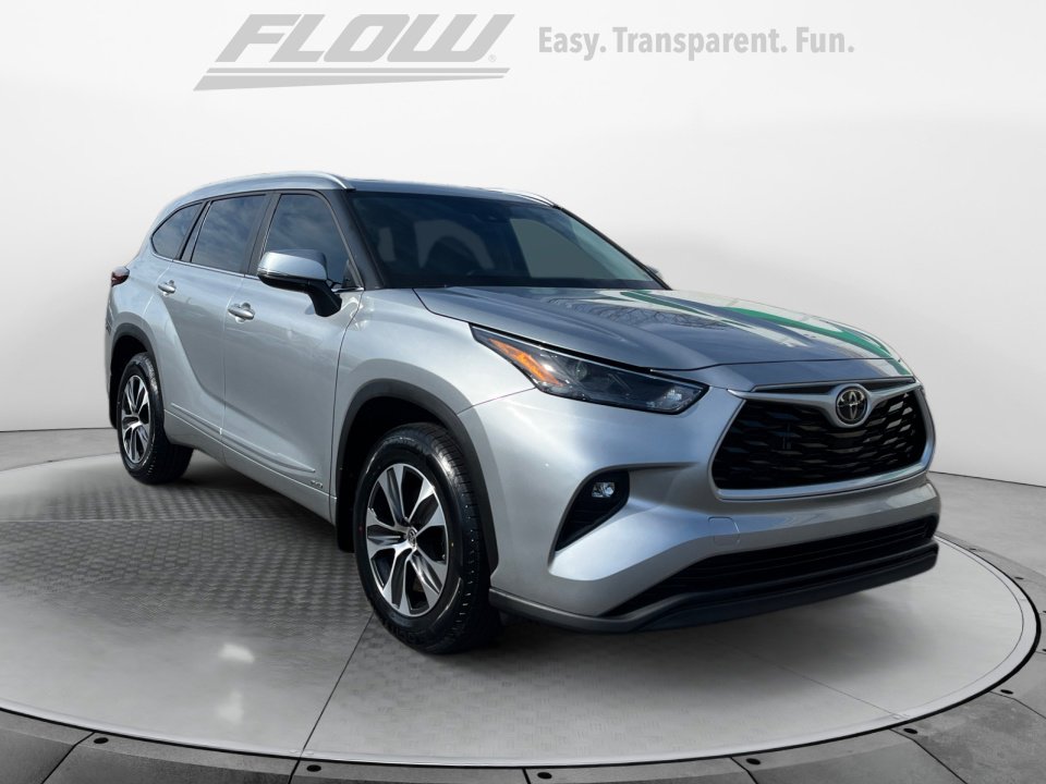 Certified 2025 Toyota Highlander XLE