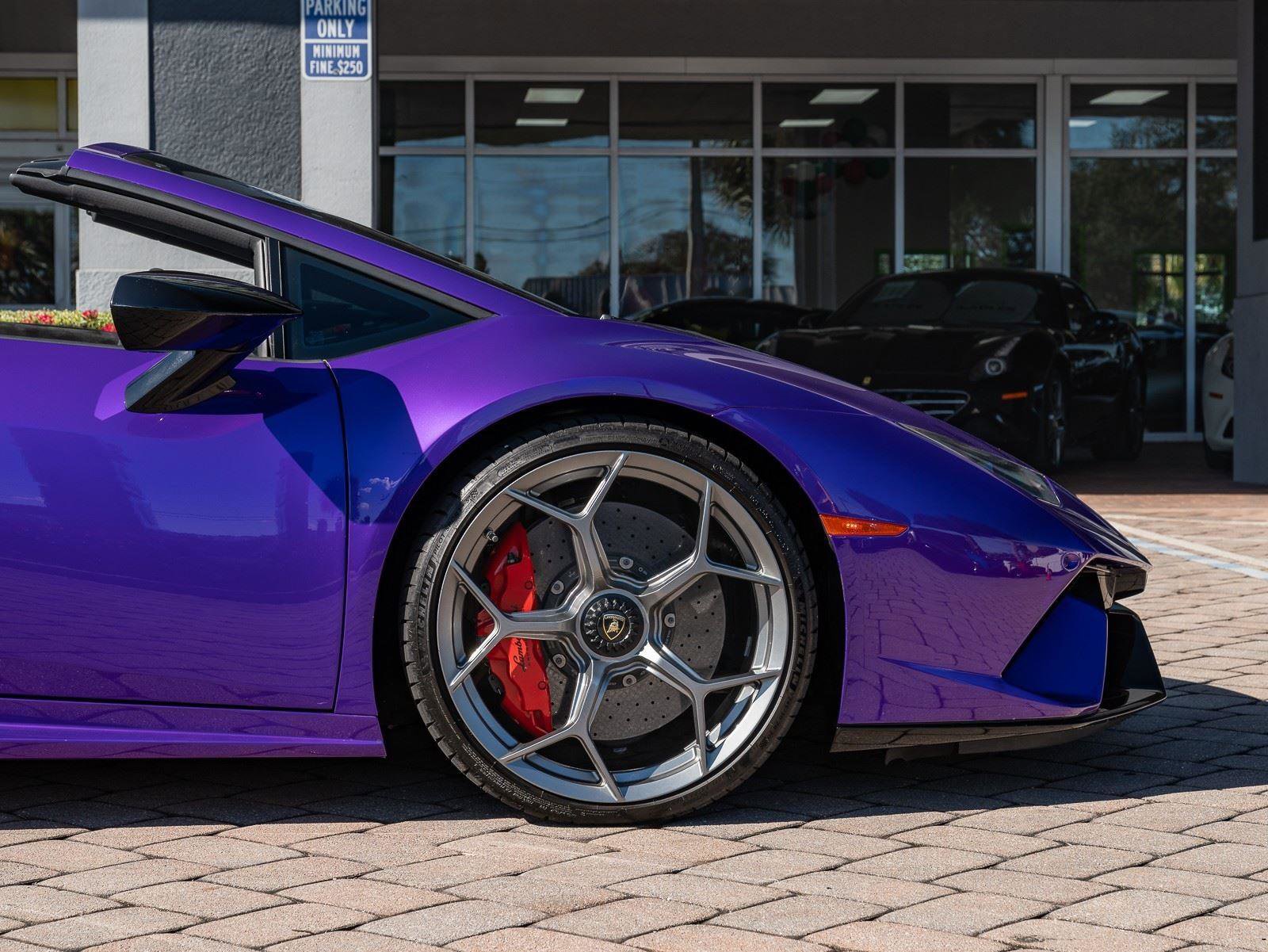 Used 2019 Lamborghini Huracan Performante image 33