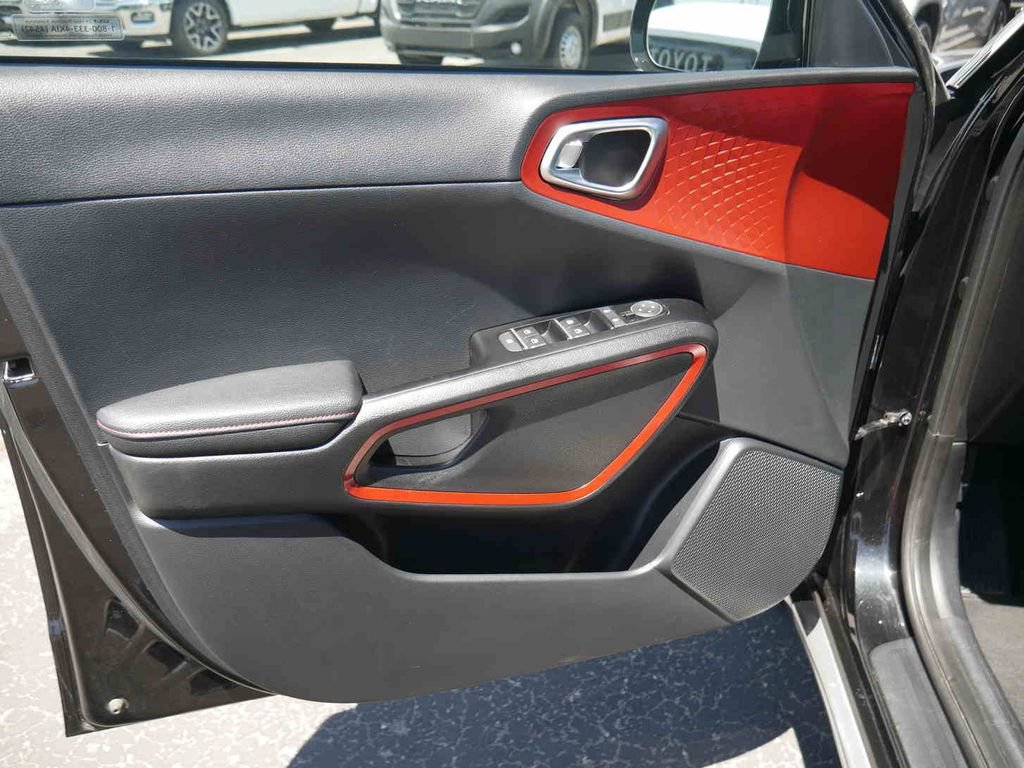 Used 2024 Kia Soul GT-Line FWD image 22