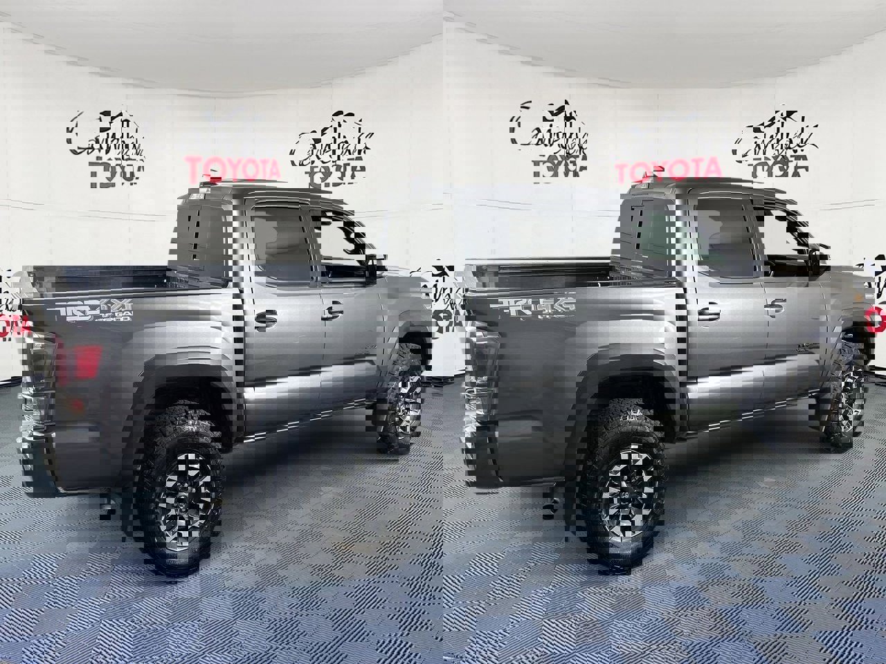 Used 2021 Toyota Tacoma TRD Off-Road w/ Technology Package image 7
