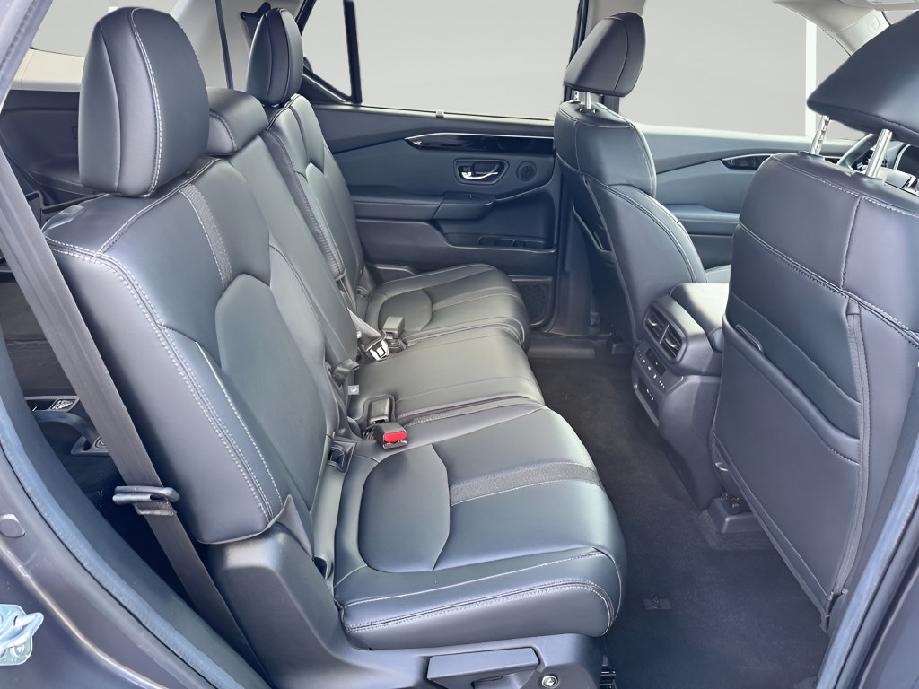 Used 2024 Honda Pilot EX-L image 31