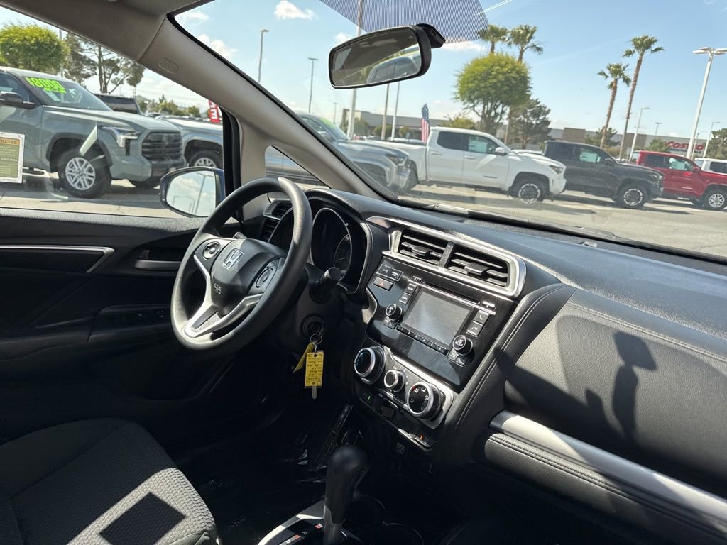 Used 2019 Honda Fit LX image 21