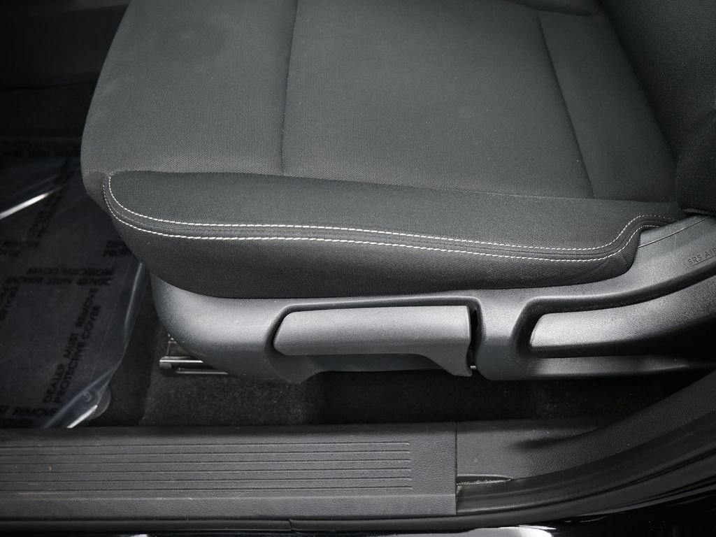 Used 2023 Nissan Rogue S image 15